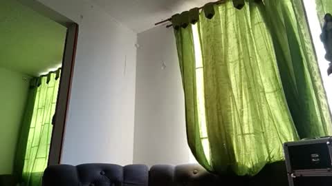 Snapshot of alana_stark chatting on 09-09-25, 11:21 isabella online show from 09-09-25, 11:21