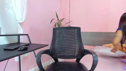 Snapshot of alana_suares chatting on 09-09-25, 08:30 Alana online show from 09-09-25, 08:30