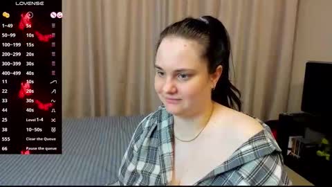 Julia online show from 02-16-26, 03:08