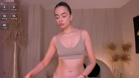 Alana online show from 10-03-25, 12:24