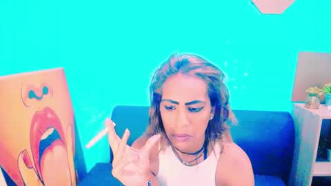 alanadelray online show from 01-09-25, 09:48