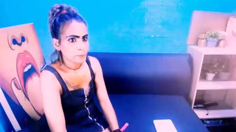 alanadelray online show from 02-07-25, 12:28