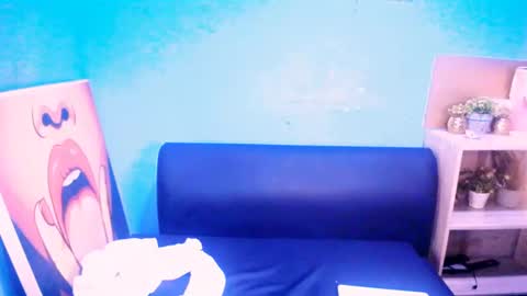 alanadelray online show from 02-08-25, 01:44