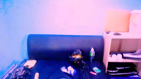 alanadelray online show from 03-05-25, 02:01