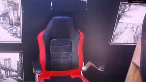 alanadelray online show from 11-11-25, 06:57