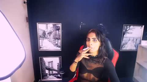 alanadelray online show from 11-15-25, 07:38