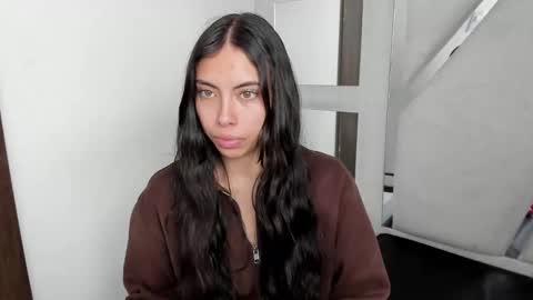 Alana hot online show from 01-18-26, 05:00