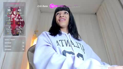 Snapshot of alanakimura_ chatting on 12-18-25, 10:05 Alana silvana online show from 12-18-25, 10:05