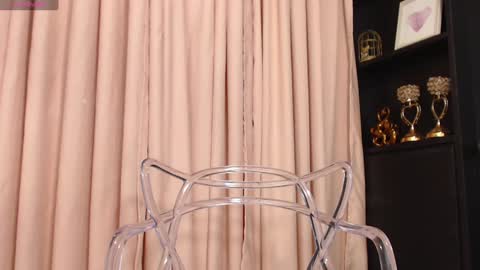 Snapshot of alanalove19 chatting on 01-10-25, 04:12 Alana online show from 01-10-25, 04:12