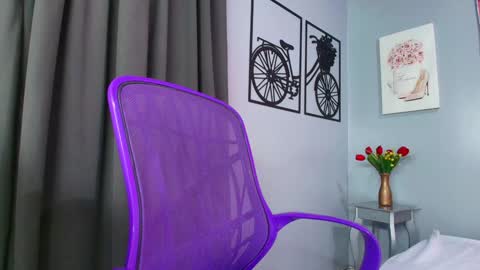 Snapshot of alanalove19 chatting on 01-17-25, 04:28 Alana online show from 01-17-25, 04:28