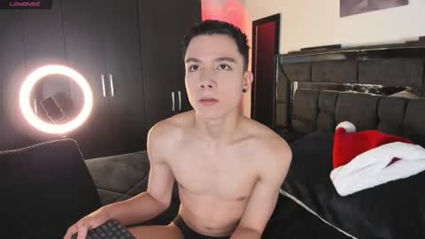 alanblack1 online show from 12-03-25, 10:19