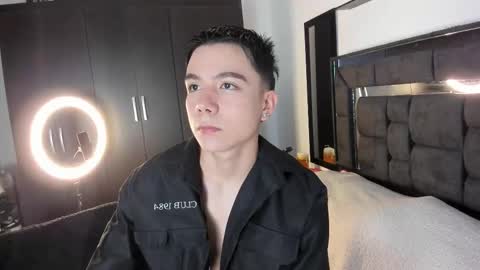 alanblack1 online show from 02-12-26, 02:23