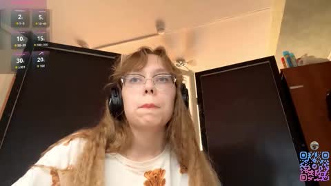 Snapshot of alanehadaller chatting on 09-22-25, 02:19 Stella online show from 09-22-25, 02:19