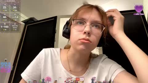 Snapshot of alanehadaller chatting on 10-10-25, 10:03 Stella online show from 10-10-25, 10:03