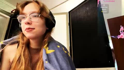 Snapshot of alanehadaller chatting on 11-07-25, 10:37 Stella online show from 11-07-25, 10:37