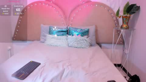 Snapshot of alanna_blaze chatting on 11-13-25, 12:59 alanna_blaze online show from 11-13-25, 12:59