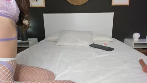 Alanna Cute Russell online show from 01-15-26, 08:12