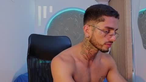 alan online show from 04-25-26, 01:41