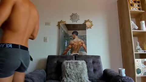 Snapshot of alansex66 chatting on 09-22-25, 01:57 Alan online show from 09-22-25, 01:57