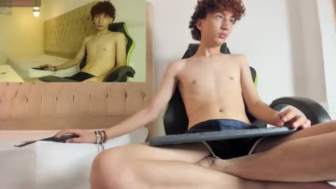 Snapshot of alantrickz365 chatting on 09-12-25, 01:49 alantrickz365 online show from 09-12-25, 01:49