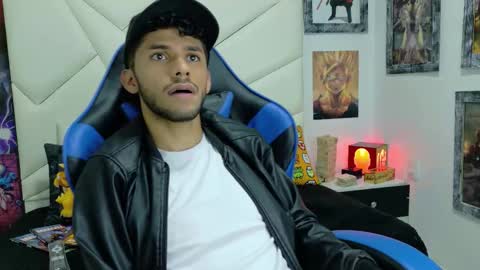 alanvilla_lobo online show from 10-10-25, 07:35