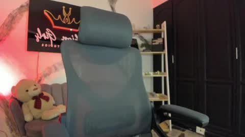 Alaska online show from 04-06-26, 04:10