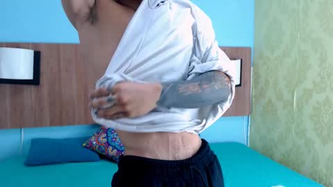 Snapshot of albertbernal69 chatting on 02-23-25, 01:57 Albert online show from 02-23-25, 01:57