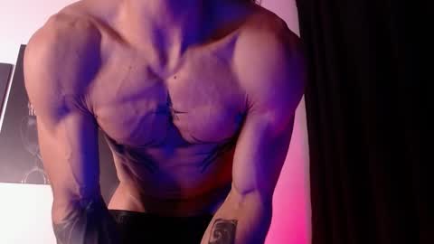 Snapshot of albertbernal69 chatting on 11-14-25, 04:00 Albert online show from 11-14-25, 04:00