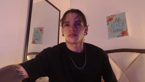 Snapshot of albertbernal69 chatting on 11-20-25, 02:34 Albert online show from 11-20-25, 02:34