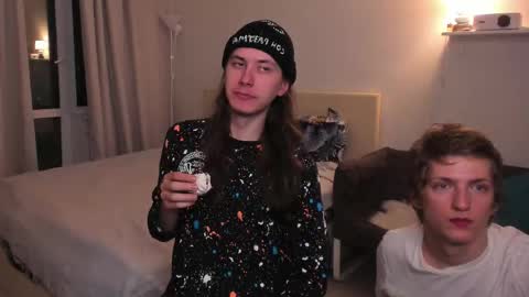 Snapshot of albertpainhate chatting on 09-18-25, 11:29 Albert You can ------------ support me at  online show from 09-18-25, 11:29