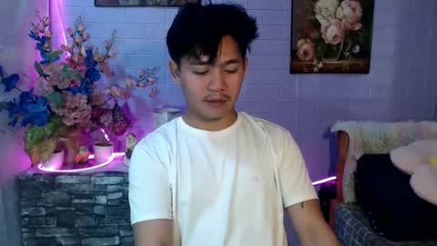 Snapshot of albertx_destroyer69 chatting on 06-05-26, 07:25 Albert online show from 06-05-26, 07:25