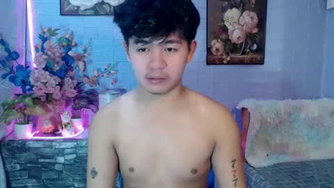 Snapshot of albertx_destroyer69 chatting on 06-13-26, 02:53 Albert online show from 06-13-26, 02:53