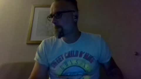 Alex online show from 10-28-25, 11:07