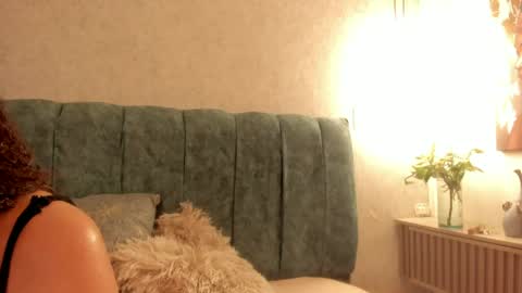 Aleera online show from 03-31-26, 07:58