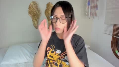 Snapshot of aleexiiaa chatting on 09-15-25, 12:27 aleexiiaa online show from 09-15-25, 12:27