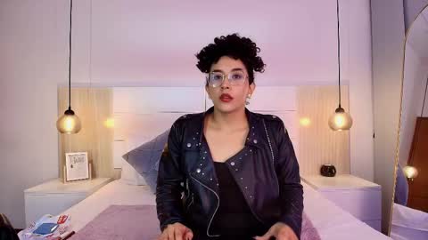 Snapshot of alehia_cute chatting on 10-13-25, 11:16 Alehia Cute online show from 10-13-25, 11:16