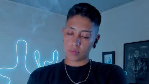 Snapshot of aleja1214 chatting on 11-10-25, 09:25 Alejandra online show from 11-10-25, 09:25