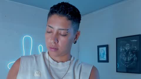 Snapshot of aleja1214 chatting on 11-15-25, 10:48 Alejandra online show from 11-15-25, 10:48