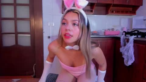 aleja_bloom online show from 10-26-25, 12:33