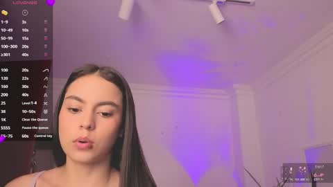 Alejandra online show from 04-27-26, 11:19