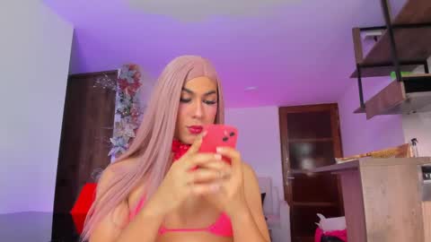 Snapshot of alejaevangeline chatting on 12-09-24, 08:12 A L E J A N D R A online show from 12-09-24, 08:12