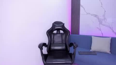 Snapshot of alejagarcia_ chatting on 09-15-25, 09:04 CUTE ALEJA online show from 09-15-25, 09:04