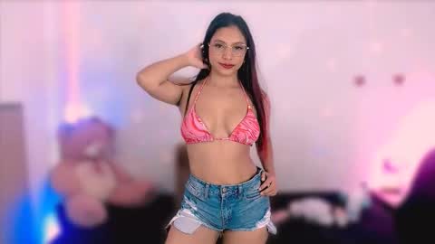 Snapshot of alejaharker chatting on 09-21-25, 06:48 Aleja Harker online show from 09-21-25, 06:48