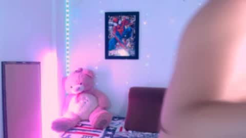 Snapshot of alejaharker chatting on 10-12-25, 02:32 Aleja Harker online show from 10-12-25, 02:32