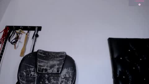 alejahornyx online show from 04-25-26, 04:15