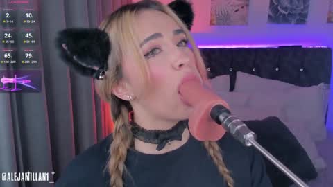 Snapshot of alejamillan1 chatting on 12-06-24, 05:42   night GTM -5 online show from 12-06-24, 05:42