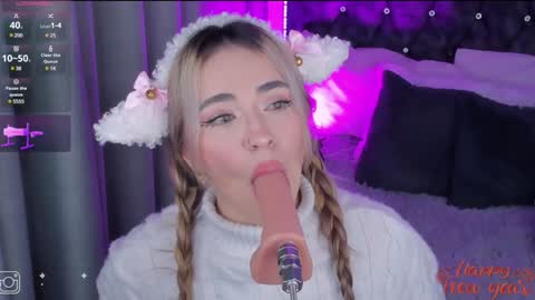 Snapshot of alejamillan1 chatting on 01-05-25, 06:13   night GTM -5 online show from 01-05-25, 06:13