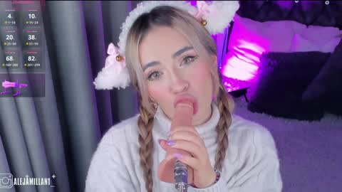 Snapshot of alejamillan1 chatting on 01-05-25, 09:15   night GTM -5 online show from 01-05-25, 09:15