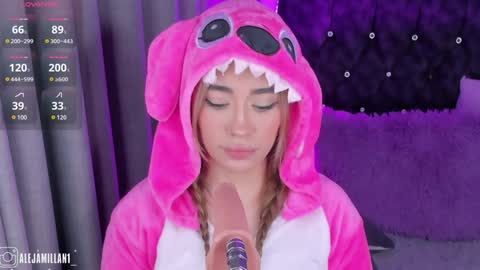 Snapshot of alejamillan1 chatting on 01-24-25, 08:44   night GTM -5 online show from 01-24-25, 08:44