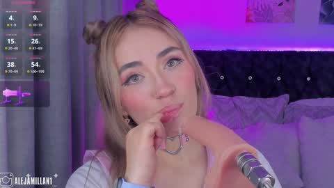 Snapshot of alejamillan1 chatting on 02-03-25, 05:51   night GTM -5 online show from 02-03-25, 05:51